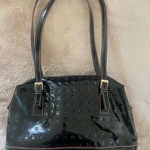 Arcadia Black Patent Leather Shoulder Bag w/ adjustable straps